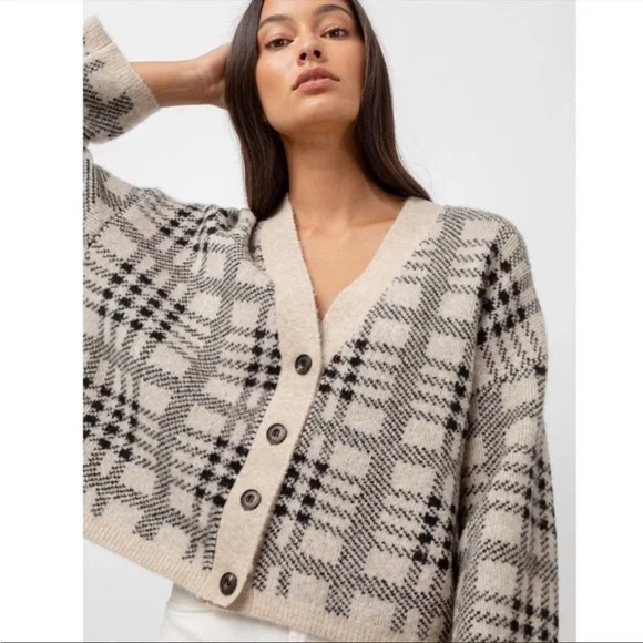 NWT Rails Reese Cardigan in Oatmeal Black Plaid - Picture 2 of 14